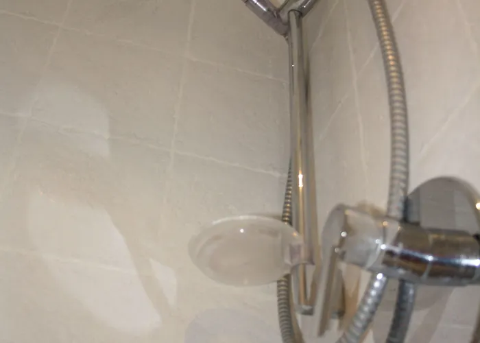 Bed & Breakfast Msg 3*